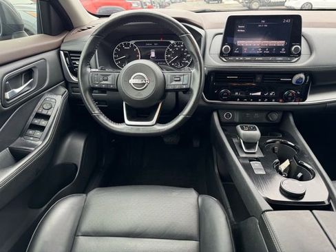 Certified 2022 Nissan Rogue SV w/ SV Premium Package image 12