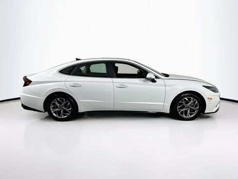 Used 2023 Hyundai Sonata SEL w/ Convenience Package FWD image 4