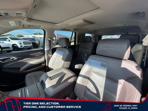 Used 2019 GMC Yukon Denali w/ Denali Ultimate Package AWD/4WD image 14
