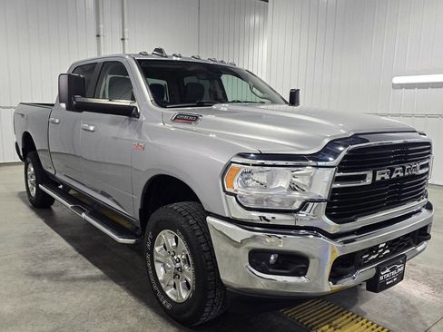 Used 2020 RAM 2500 Big Horn w/ Level 1 Equipment Group AWD/4WD image 4