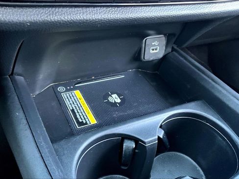 Certified 2024 Honda HR-V EX-L image 15