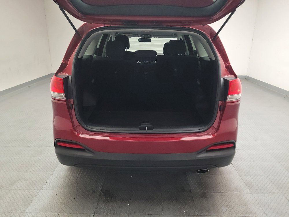 Used 2017 Kia Sorento FWD image 29