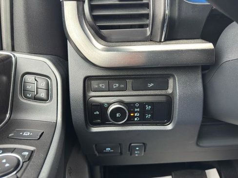 Used 2023 Ford F350 Lariat w/ Chrome Package AWD/4WD image 28