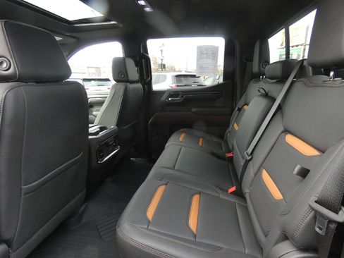 Certified 2024 GMC Sierra 1500 AT4 w/ Technology Package image 13