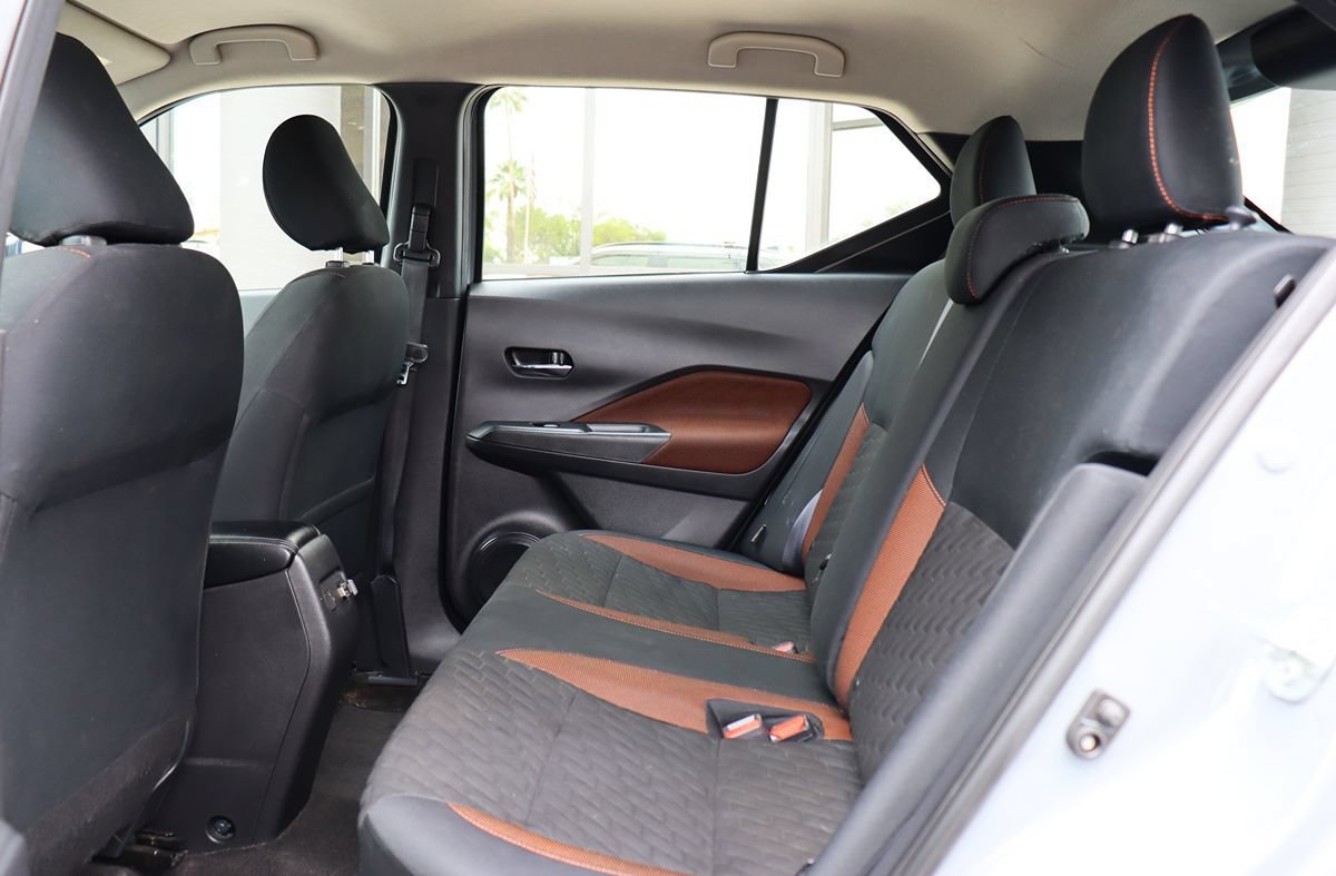Used 2023 Nissan Kicks SR FWD image 30
