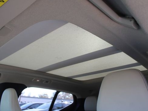 Used 2023 Volvo XC40 B5 Plus w/ Protection Package Premier image 53