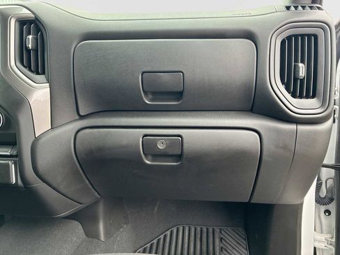 Certified 2023 Chevrolet Silverado 1500 Custom image 28