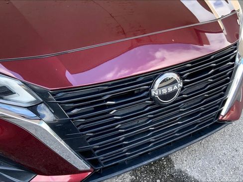 Used 2024 Nissan Altima 2.5 SV FWD image 30