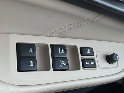 Used 2019 Subaru Outback 3.6R Limited image 18