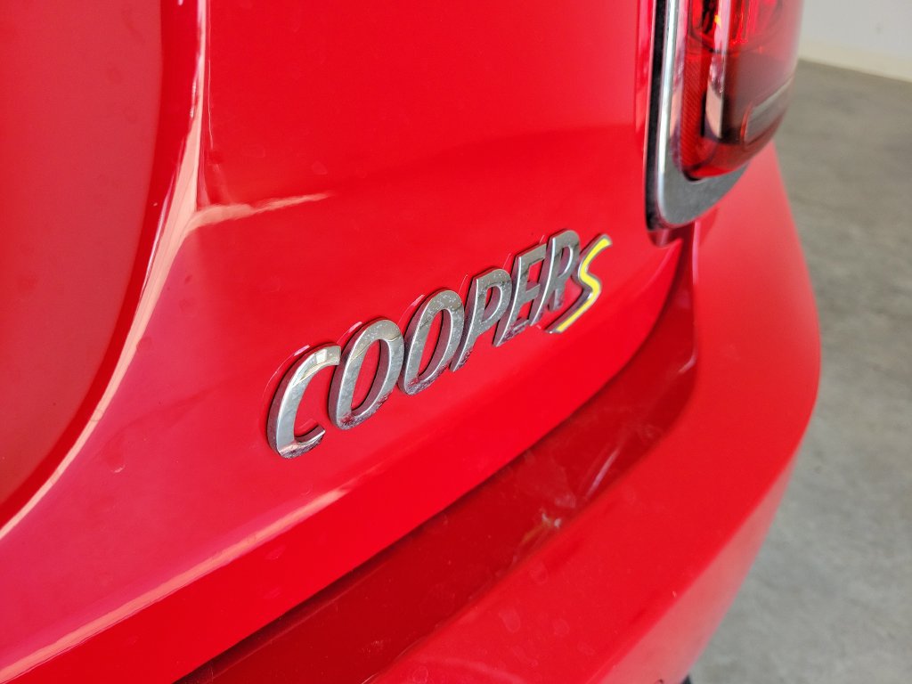 Used 2023 MINI Cooper SE FWD image 8