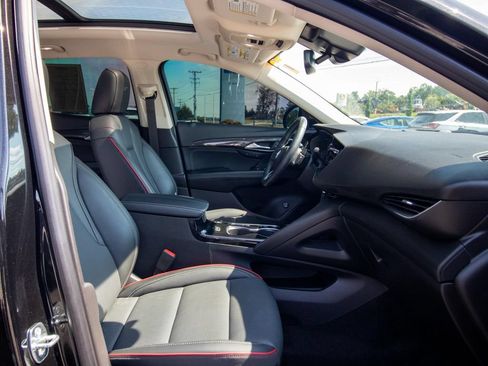 Used 2023 Buick Envision Essence w/ Sport Touring Package AWD/4WD image 19