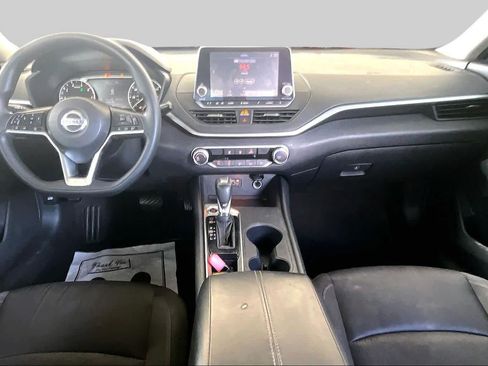 Used 2020 Nissan Altima 2.5 S FWD image 15