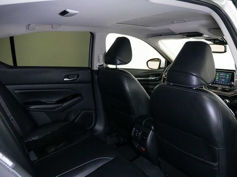 Used 2020 Nissan Altima 2.5 SL FWD image 17