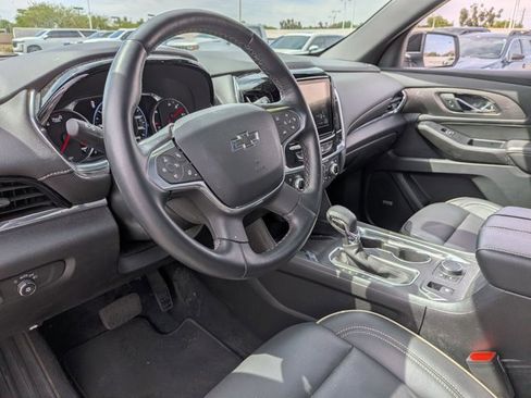 Certified 2023 Chevrolet Traverse Premier w/ Redline Edition image 9