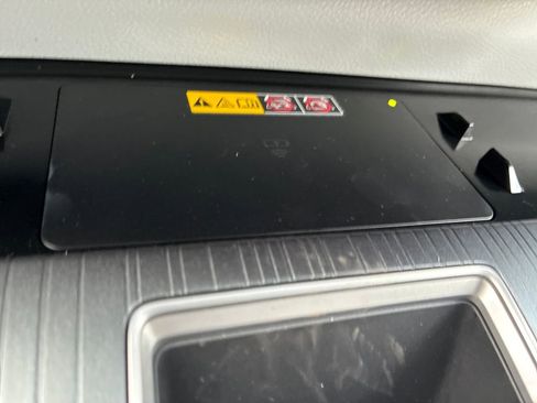 New 2026 Toyota Sienna XLE image 39