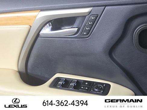 Certified 2022 Lexus RX 350L Premium w/ Premium Package AWD/4WD image 26