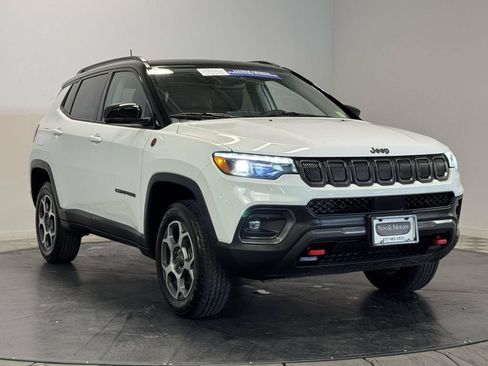 Used 2022 Jeep Compass Trailhawk w/ Trailhawk Elite Group AWD/4WD image 1
