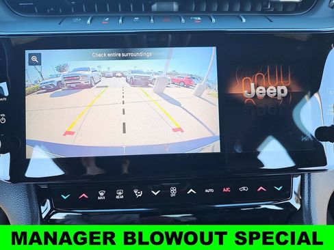 New 2026 Jeep Grand Cherokee L Limited w/ Limited Altitude Package AWD/4WD image 25