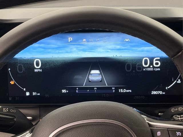 Used 2024 Kia Carnival SX FWD image 33
