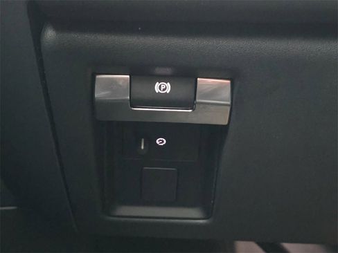 New 2026 Land Rover Defender 110 S image 28