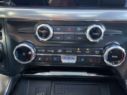 Used 2025 Ford F150 King Ranch w/ FX4 Off-Road Package AWD/4WD image 19