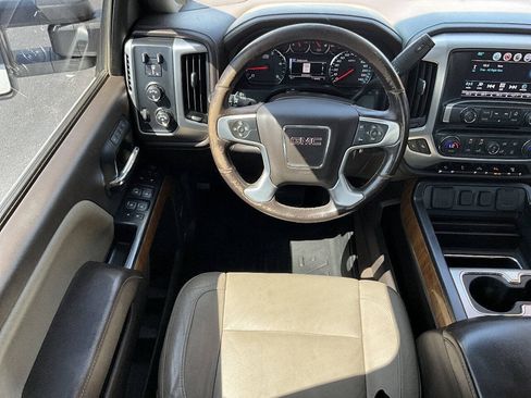 Used 2018 GMC Sierra 2500 SLT w/ Duramax Plus Package AWD/4WD image 24
