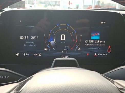 Used 2024 Chevrolet Traverse RS image 23