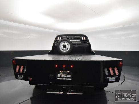 Used 2023 RAM 5500 Tradesman AWD/4WD image 6