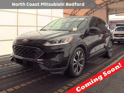 Used 2022 Ford Escape SE w/ SE Sport Appearance Package