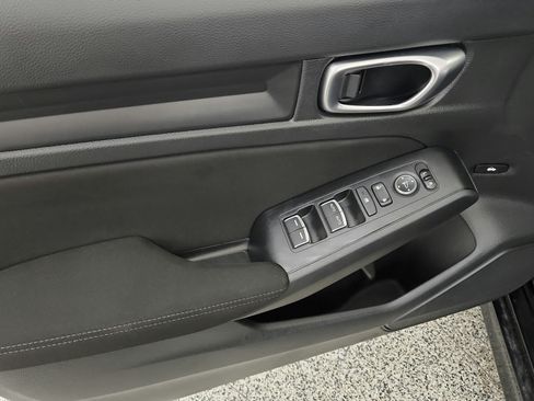 Used 2025 Honda Civic LX image 19