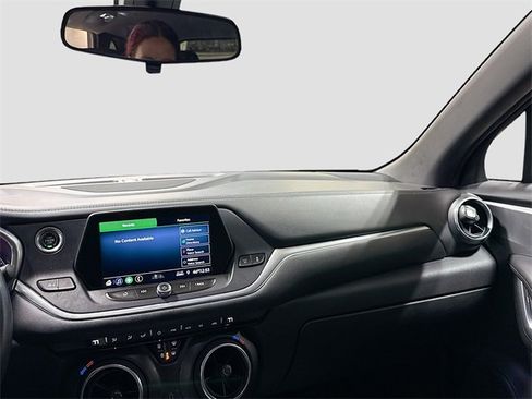 Used 2020 Chevrolet Blazer LT image 22