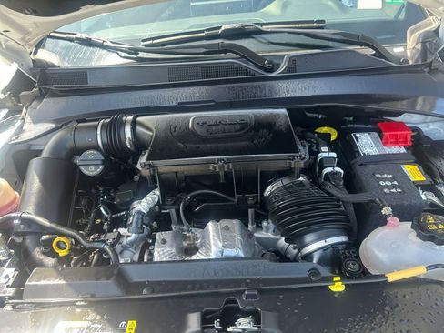 Used 2025 Jeep Compass Trailhawk image 31