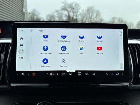 New 2026 Ford Expedition Max Platinum image 17