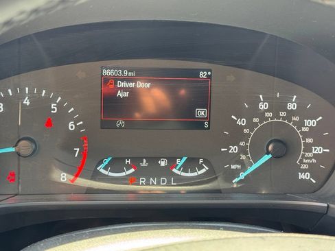 Used 2022 Ford Escape SE FWD image 22