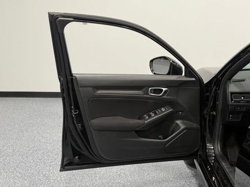Used 2024 Honda Civic Sport image 9