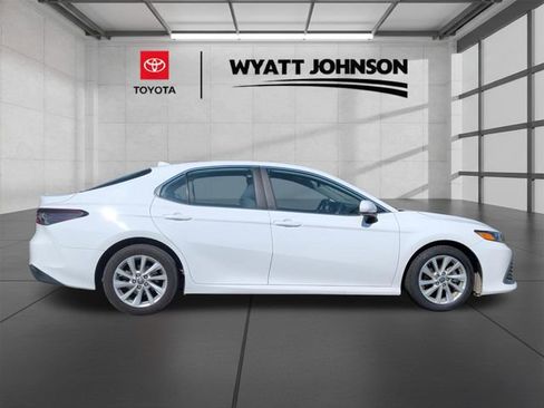 Used 2024 Toyota Camry LE FWD image 6