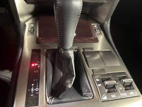 Used 2017 Lexus GX 460 460 image 28