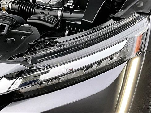 Used 2020 Honda Clarity Touring image 29