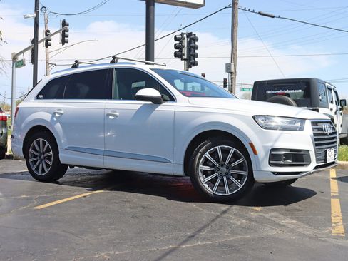 Used 2018 Audi Q7 3.0T Prestige w/ Prestige Package AWD/4WD image 2