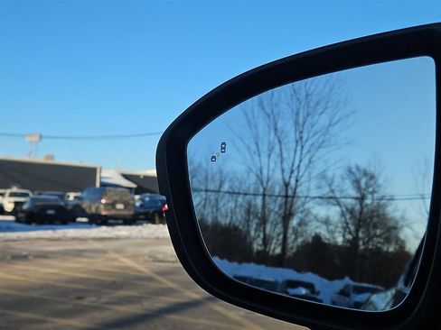 Certified 2025 Nissan Murano SL w/ Cargo Package image 18