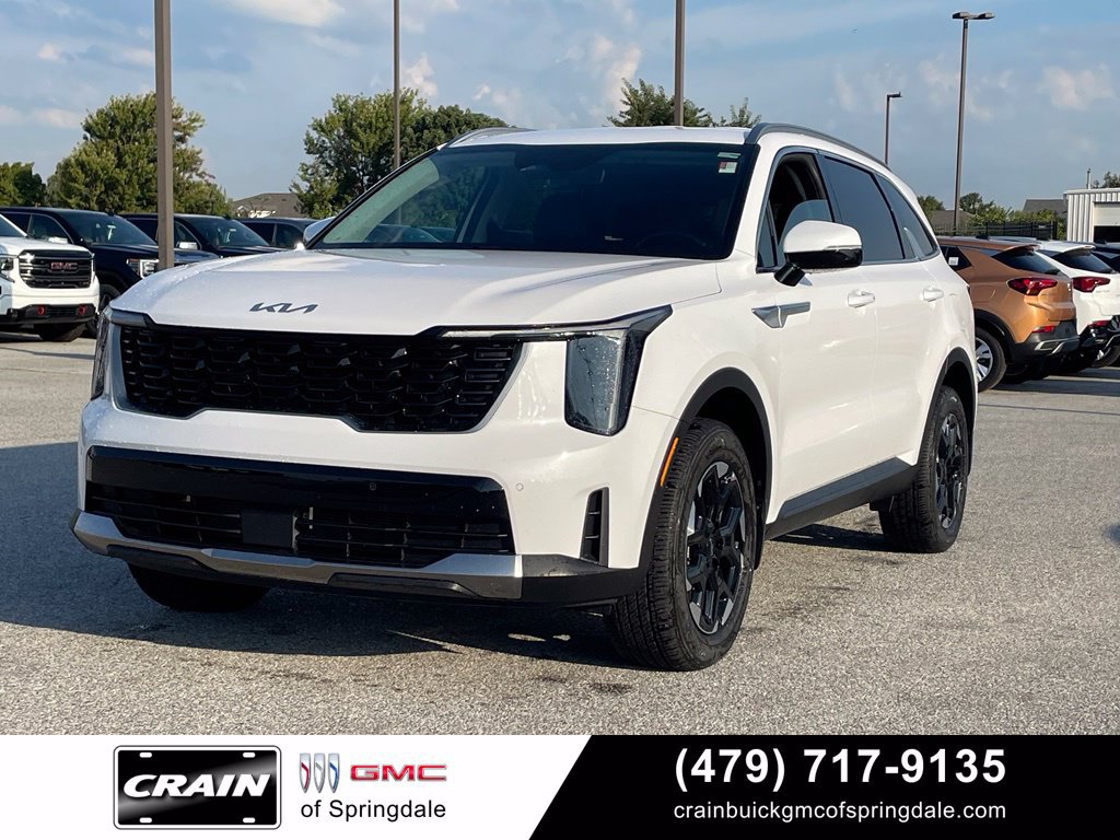 Used 2025 Kia Sorento S AWD/4WD image 3