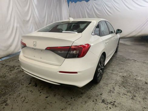 Used 2024 Honda Civic EX image 7