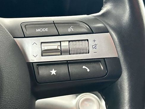 Used 2025 Hyundai Kona SEL FWD image 33