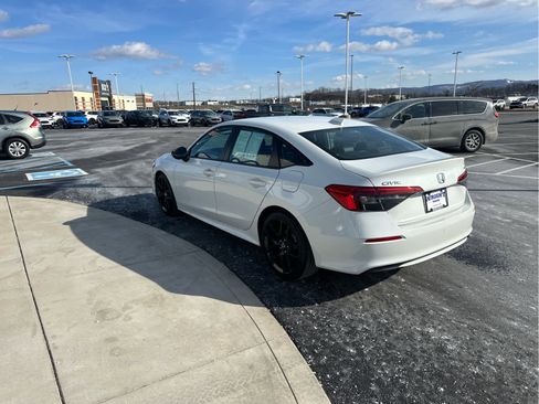 Certified 2023 Honda Civic Sport image 5