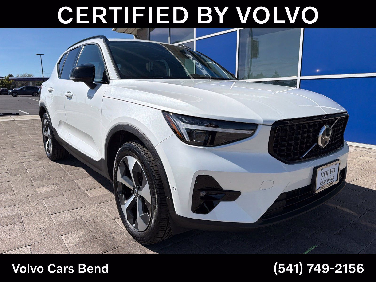 Used 2026 Volvo XC40 B5 Plus AWD/4WD image 2