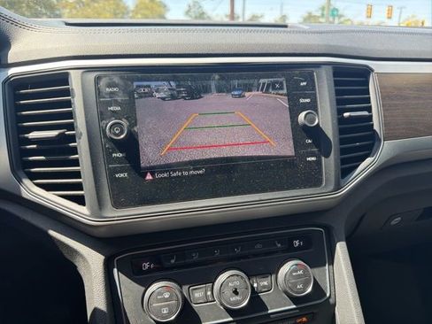 Used 2021 Volkswagen Atlas SE image 14