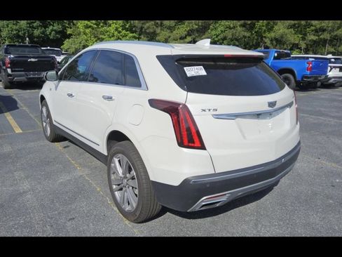 Used 2024 Cadillac XT5 Premium Luxury FWD image 5