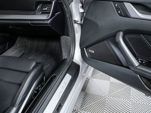 Certified 2022 Porsche 911 Carrera 4S image 18
