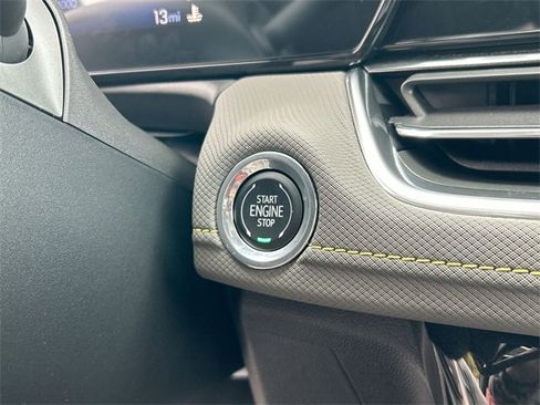 New 2025 Chevrolet TrailBlazer ACTIV w/ Convenience Package image 16