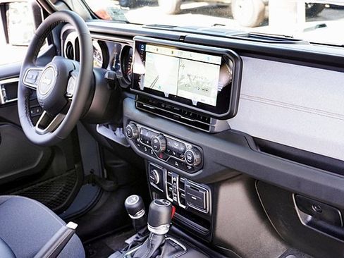 New 2025 Jeep Gladiator Sport image 14